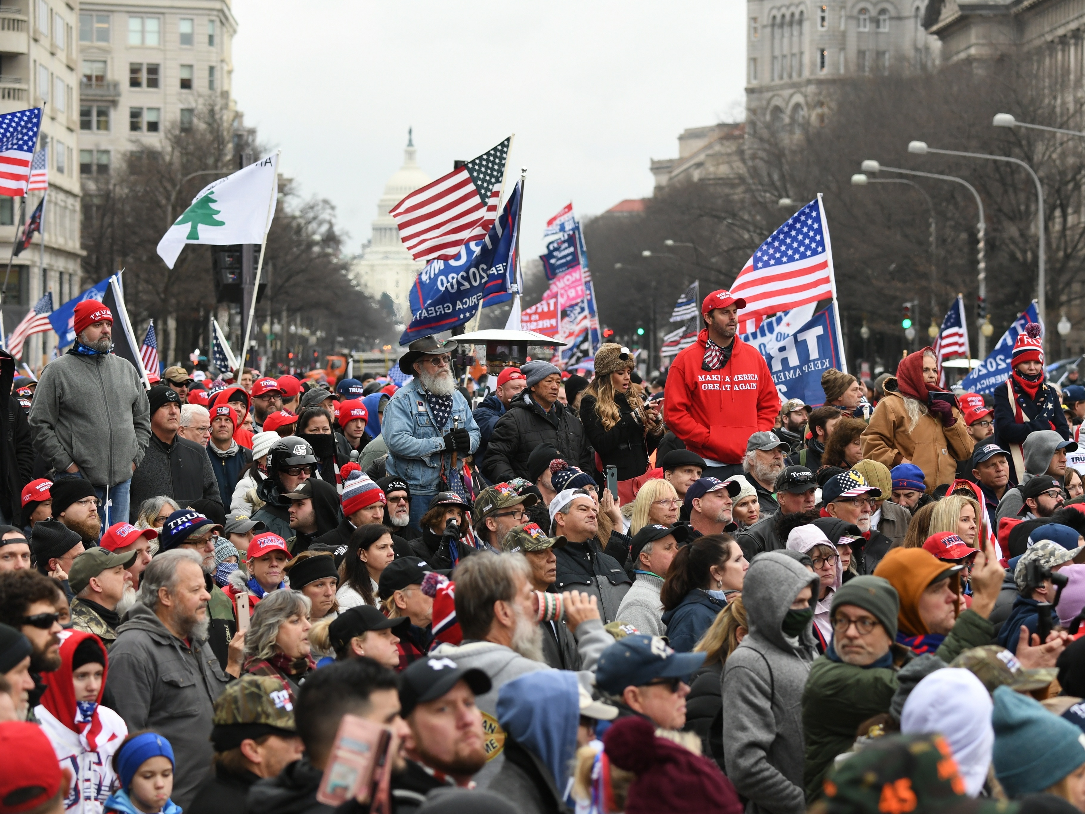 "Esta é uma tentativa de golpe", diz republicano sobre protestos pró-Trump