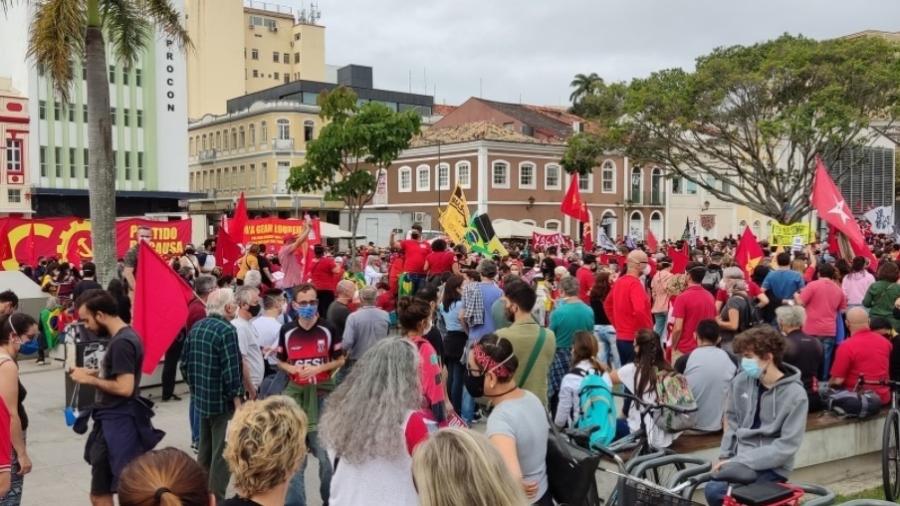 Protesto em Florianópolis é mantido, mesmo após adiamento pela organização - Carla Ayres/Divulgação