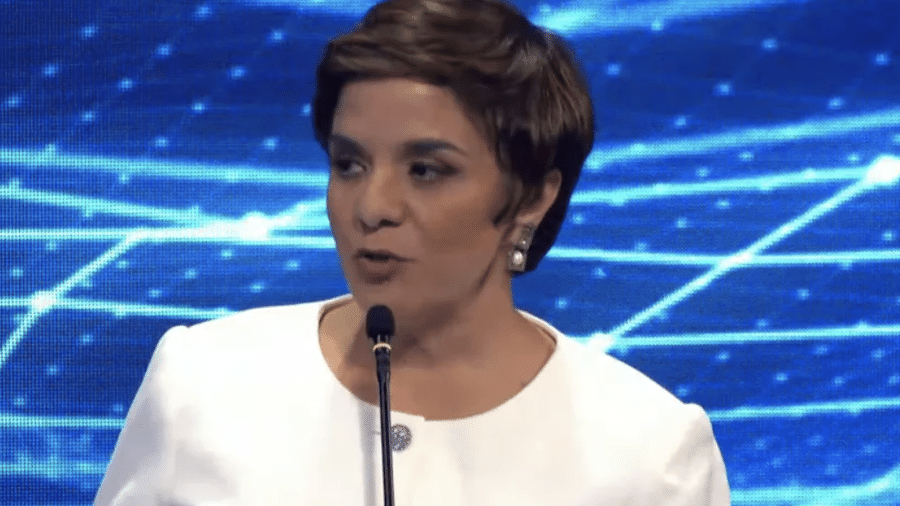 A jornalista Vera Magalhães no primeiro debate presidencial de 2022 - Reprodução/Band