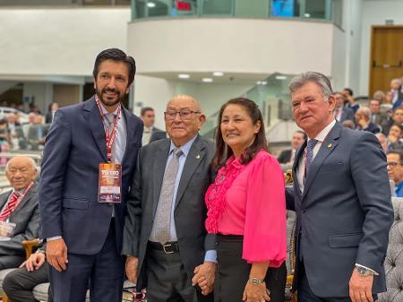 Ricardo Nunes (MDB) com pastor José Wellington, vereadora Rute Costa (PL) e pastor José Wellington Júnior