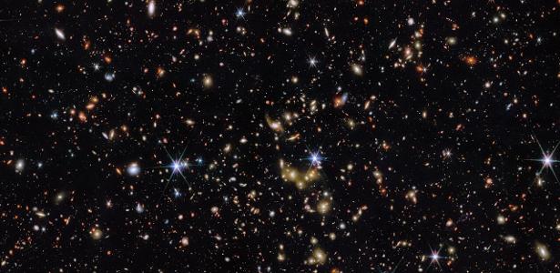 Maior mapa do universo já feito mostra 800 mil galáxias no espaço; veja