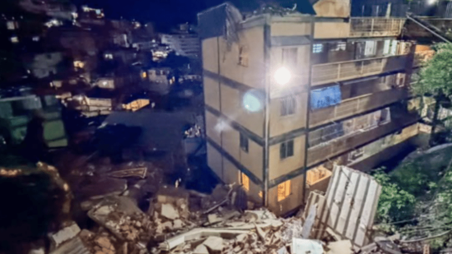 Prédio desaba no Morro do Cantagalo, no Rio. Local havia sido interditado e evacuado no início de setembro