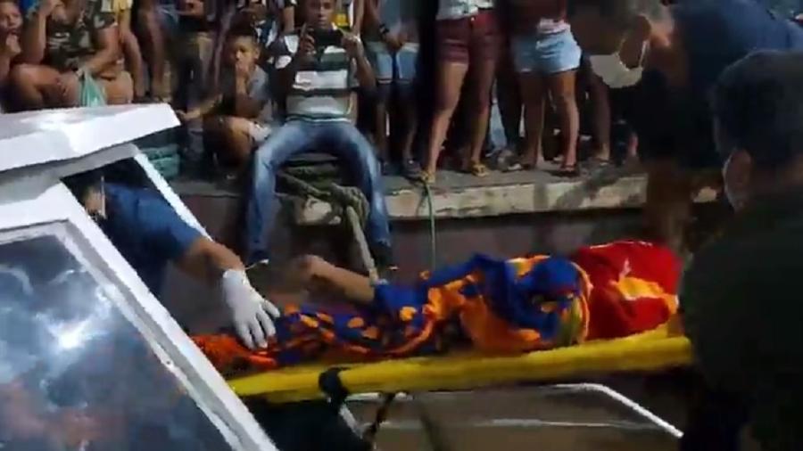Meninos foram resgatados em grave estado de desnutrição após 26 dias perdidos na mata - Francisco Souza/Reprodução de vídeo