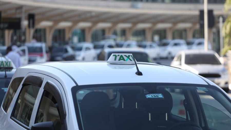 Segundo o governo, 245 mil taxistas receberão auxílio de até R$ 2 mil, referentes às parcelas de julho e agosto - Renato S. Cerqueira/Futura Press/Estadão Conteúdo