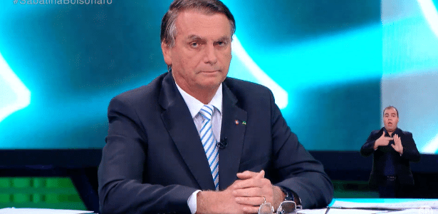21.out.2022 - O presidente e candidato à reeleição Jair Bolsonaro (PL) participa de sabatina no SBT