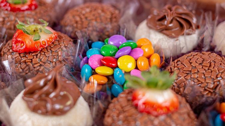 Os brigadeiros gourmet são o carro-chefe da PikurruchA’S Os brigadeiros gourmet são o carro-chefe da PikurruchA’S