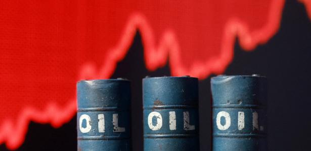 Petróleo fecha o dia em alta após novo bloqueio do Estreito de Hormuz