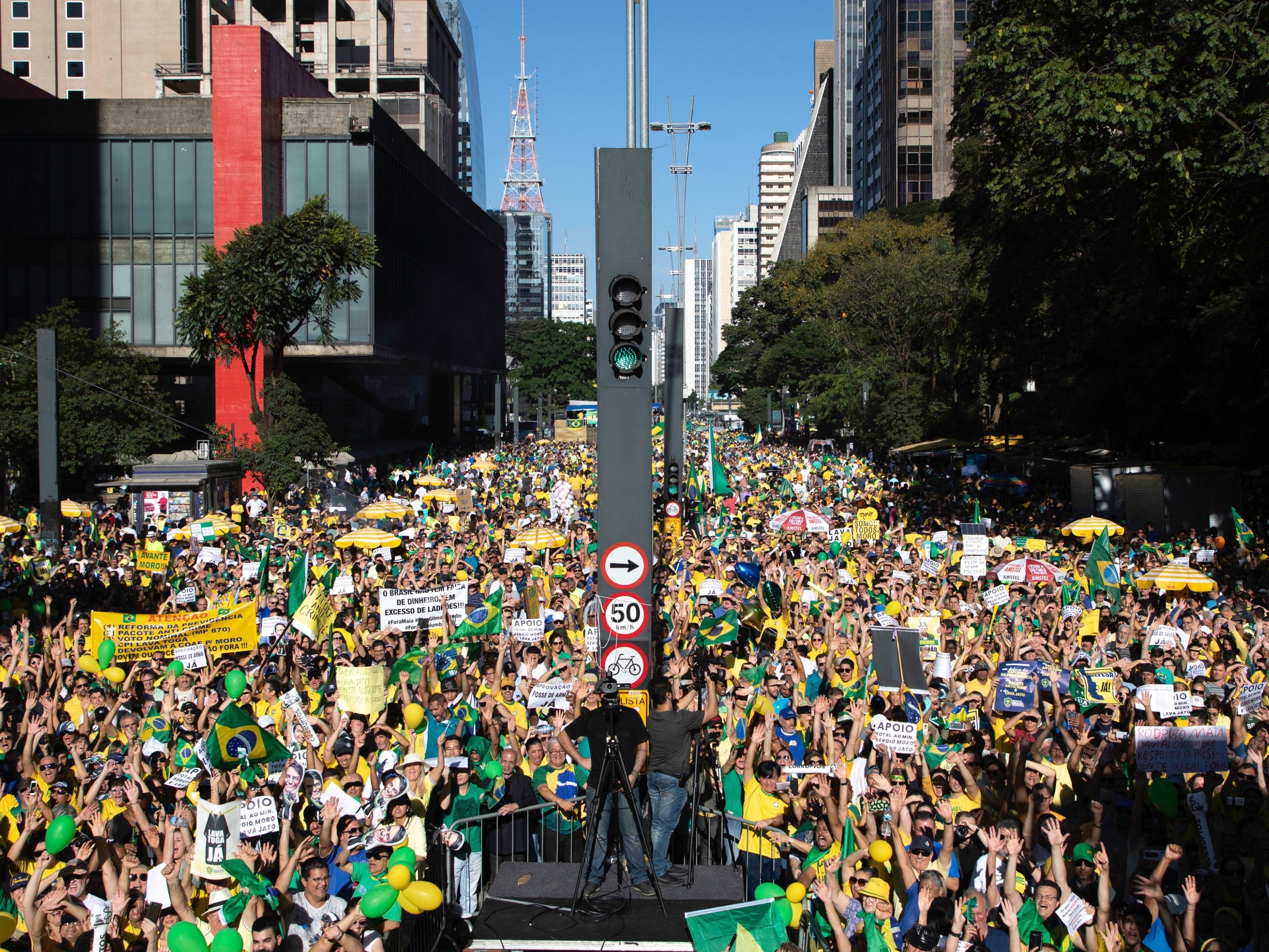 Após ato golpista de Bolsonaro, MBL quer fazer "nova Diretas Já" no domingo