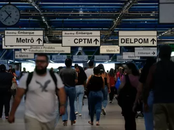 Tarifa de trens e metrô de SP vai aumentar para R$ 5,20 a partir de janeiro