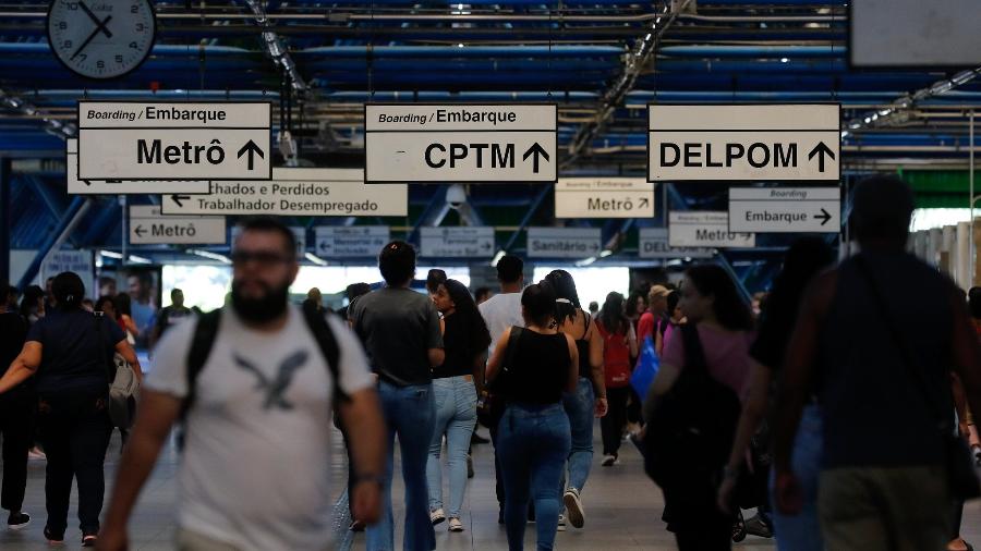 Movimentação no metrô de São Paulo - Fernando Frazão/Agência Brasil