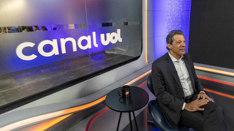 Ministro Fernando Haddad em entrevista ao UOL Ministro Fernando Haddad em entrevista ao UOL