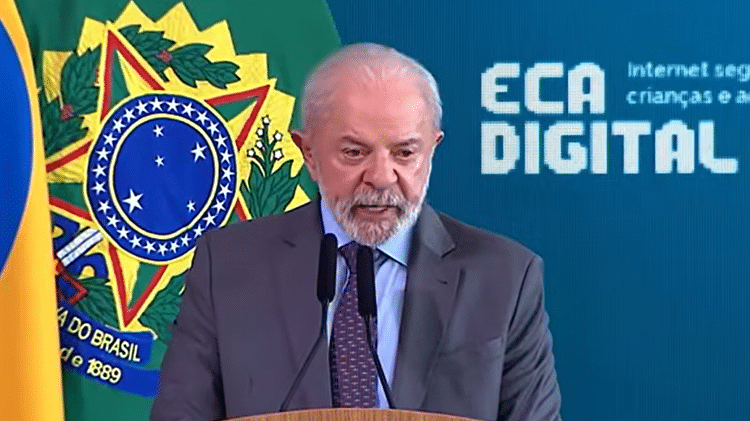 O presidente Lula durante regulamentação do ECA Digital