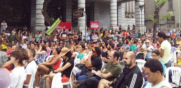 Professores decidiram continuar a greve iniciada no dia 18 deste mês - Sindrede/BH/Divulgação