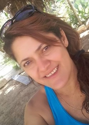 3.out.2017 - A professora Heley Abreu Silva Batista, 43, teve 90% do corpo queimado  - Facebook/Divulgação