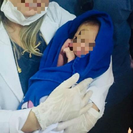 Segundo a polícia, o bebê foi rejeitado pela mãe e deixado na maternidade para adoção - Divulgação/Polícia Civil 
