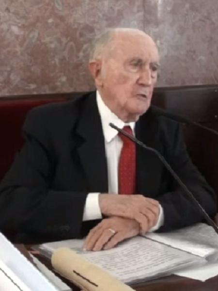 O jurista e constitucionalista Paulo Bonavides faleceu nesta sexta-feira (30) aos 95 anos - Reprodução