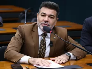 PGR apoia condenação de Feliciano por incentivar discriminação contra LGBTs