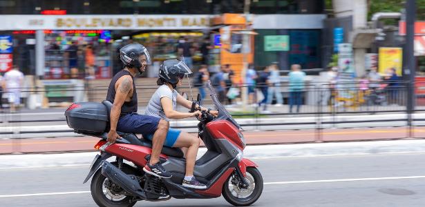 8 em 10 motociclistas de SP consideram fazer 'mototáxi' para melhorar renda