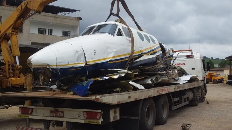 Destroços do avião em que estava Marília Mendonça e mais dois passageiros, além do piloto e copiloto - DOCTUM TV