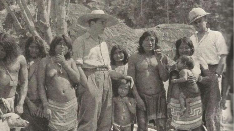 Deutsches Team mit Eingeborenen in Amapá - Reproduktionen/Bücher von Rätsel der Urwaldhölle - Reproduktionen/Bücher von Rätsel der Urwaldhölle