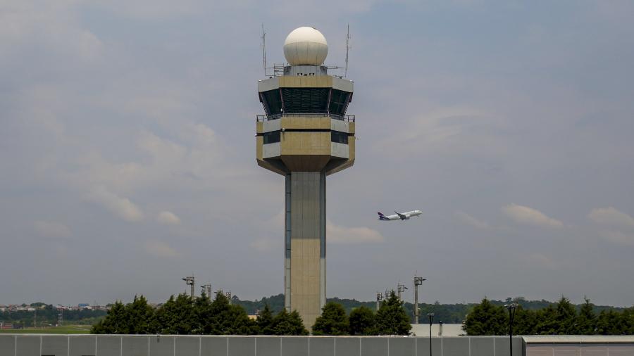 Aeroporto de Guarulhos: carrinhos elétricos farão conexão entre terminais