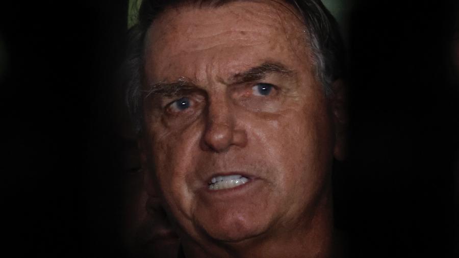 O ex-presidente Jair Bolsonaro (PL) em fala com a imprensa O ex-presidente Jair Bolsonaro (PL) em fala com a imprensa