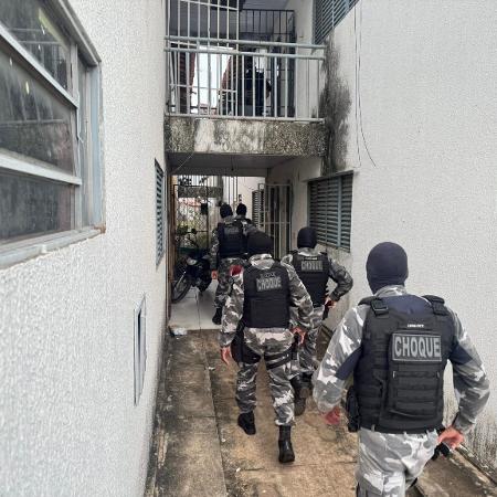 Policiais durante operação policial no conjunto Torquato Neto Policiais durante operação policial no conjunto Torquato Neto