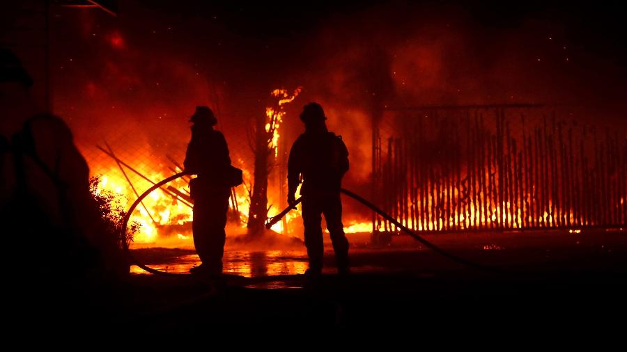 Incêndio atinge Santa Rosa, na Califórnia  - Justin Sullivan/AFP