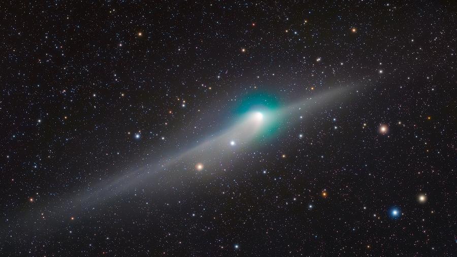 Astrofotografia do cometa C/2022 E3 (ZTF), registrado em Portugal - Miguel Claro