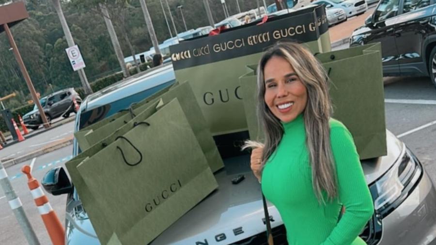 Em seu perfil no Instagram, Jane postava fotos e vídeos ostentando uma vida luxuosa