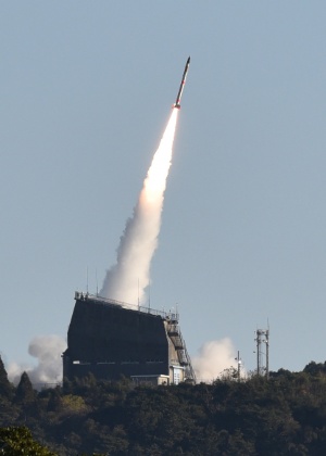 SS-520 é lançado antes de missão ser abortada - AFP/Jiji Press