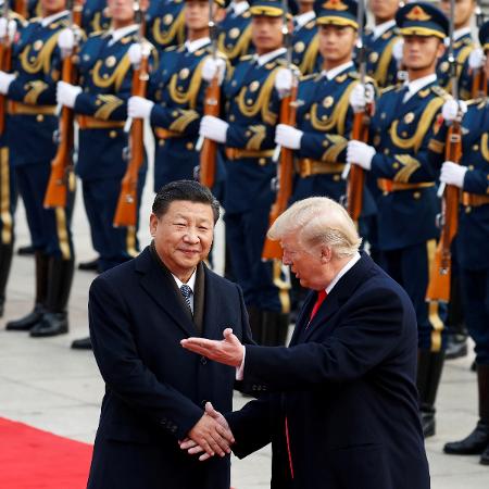 Donald Trump, presidente dos EUA, em encontro com Xi Jinping, presidente da China - Damir Sagolj/Reuters