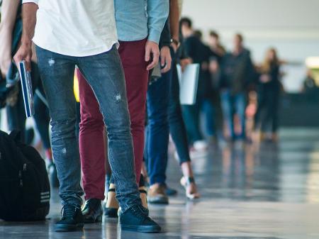 O número de nem-nem teve um salto durante a pandemia - iStock