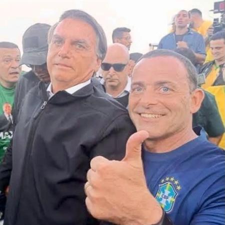 O presidente Jair Bolsonaro (PL) e o delegado Allan Turnowski, acusado de envolvimento com o jogo do bicho - Reprodução/ Instagram