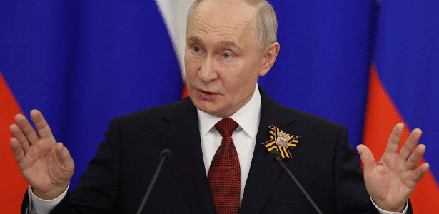 Putin diz que 'não faz sentido' encontrar Zelensky antes de fechar acordo