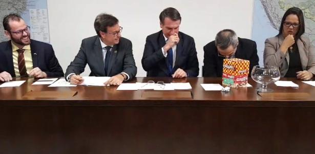 Ao explicar cortes na Educação, ministro erra na porcentagem - de novo