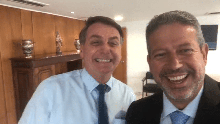 Bolsonaro em encontro no Planalto com líder do PP na Câmara, Arthur Lira (AL) - reprodução