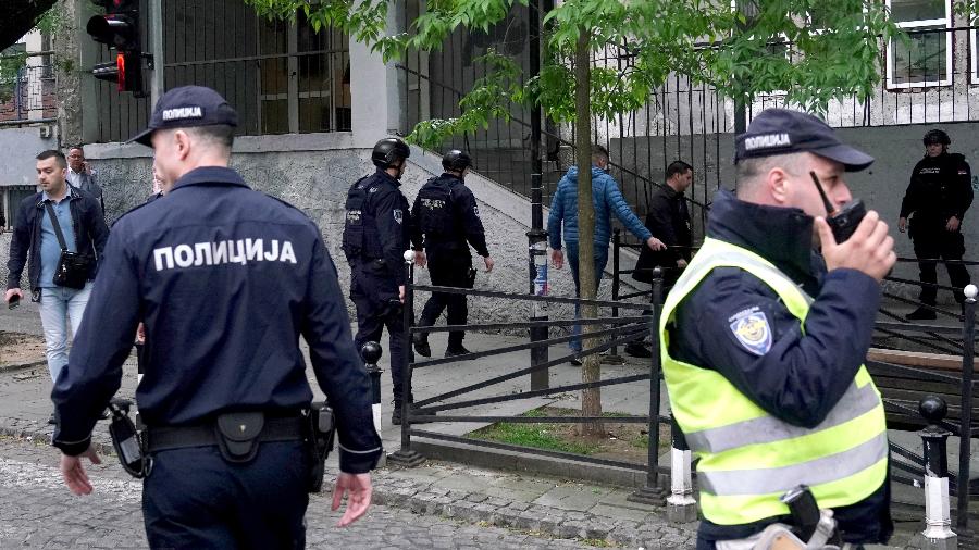 Outros seis estudantes e uma professora ficaram feridos por um aluno de 14 anos que foi detido. - Oliver Bunic / AFP