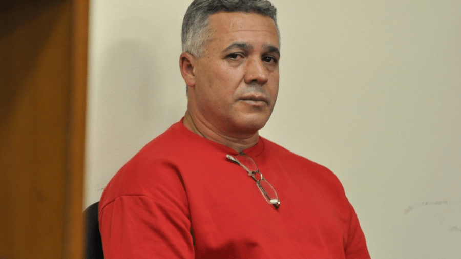 22.abr.2013 - O ex-policial Marcos Aparecido dos Santos, o Bola, acusado de matar, esquartejar e ocultar o corpo da modelo Eliza Samudio