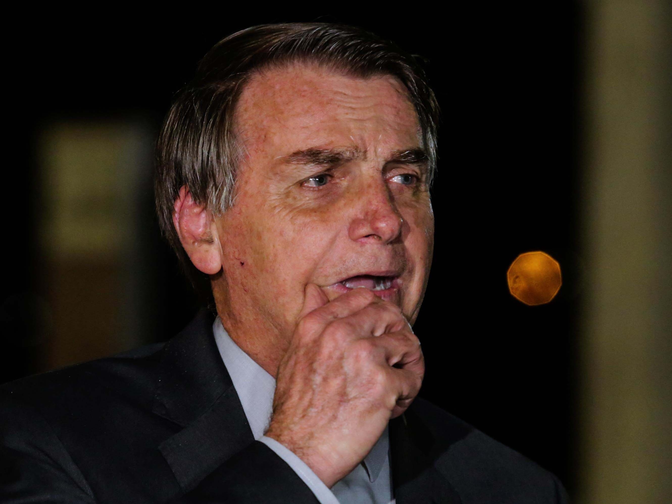 Tráfico usa foto de Bolsonaro para indicar droga de qualidade, diz polícia