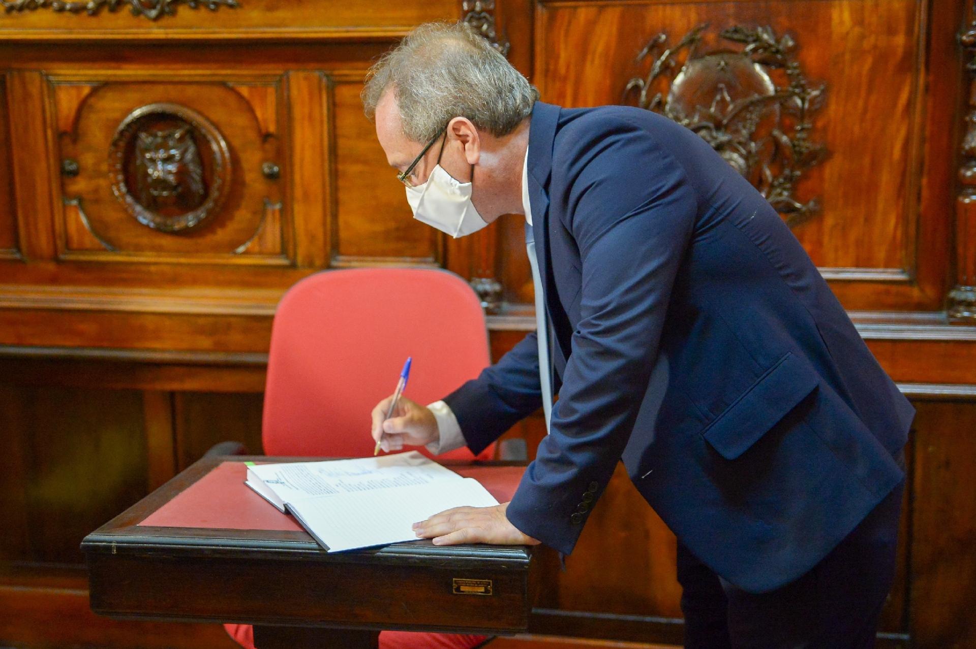 1º.jan.2021 - Axel Grael (PDT) toma posse do cargo de prefeito de Niterói, cidade da região metropolitana do Rio de Janeiro - CLEVER FELIX/LDG NEWS/Estadão Conteúdo