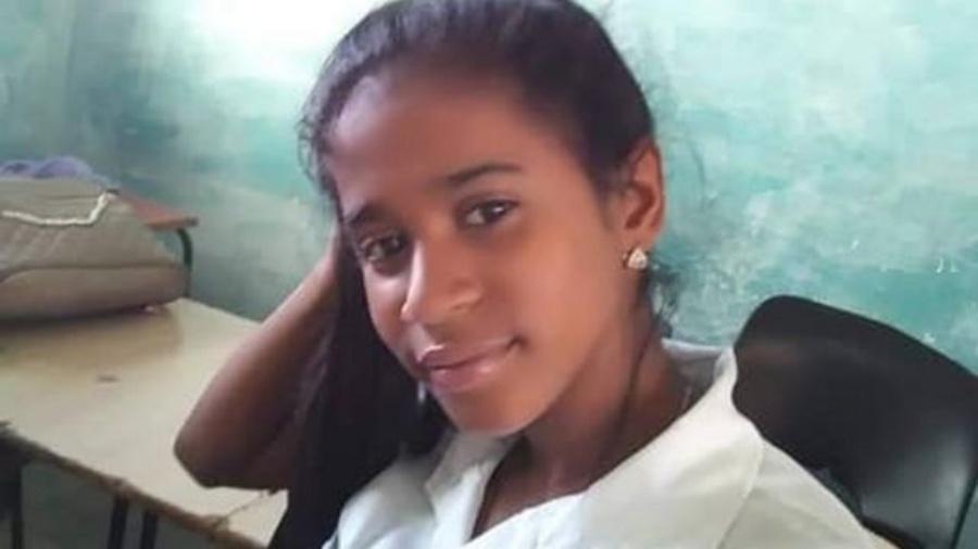 Gabriela Zequeira tem 17 anos, estuda contabilidade e foi presa no dia 11 de julho em Havana - Arquivo pessoal