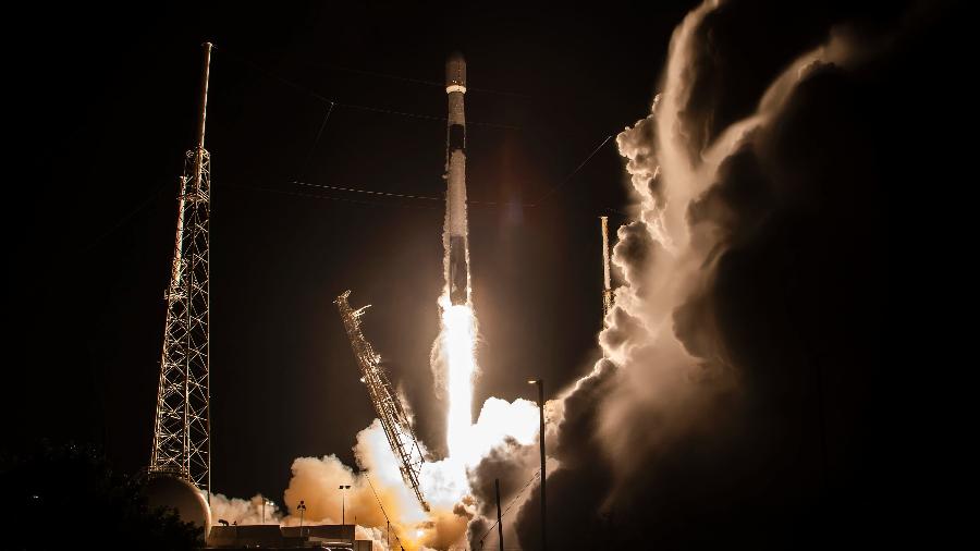 Foguete da SpaceX lançou satélite Intesat IS-40e com o instrumento TEMPO - SpaceX