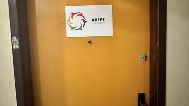 Foto da sede da Abepe enviada à Unirio como prova de funcionamento da ONG Foto da sede da Abepe enviada à Unirio como prova de funcionamento da ONG