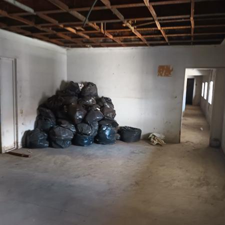 Sacos de lixo com documentos na antiga sede do Dops no Rio Sacos de lixo com documentos na antiga sede do Dops no Rio