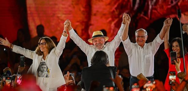 Lula se compara a Pelé, foca em voto feminino e reclama de perda de poder