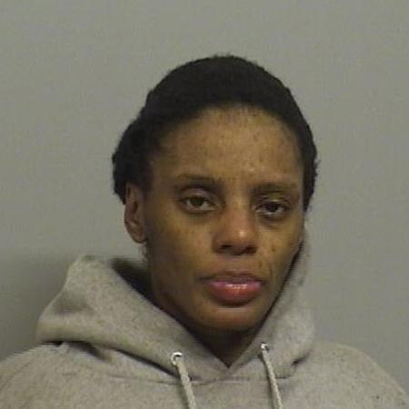 Sharon Carr foi presa e responderá por acusações de furto em primeiro grau nos EUA - Reprodução/Facebook/Departamento de Polícia de Tulsa