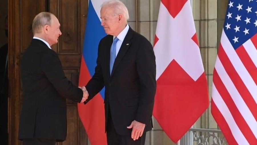 Biden e Putin se reuniram em Genebra em meados de 2021, em uma reunião que durou menos do que era previsto