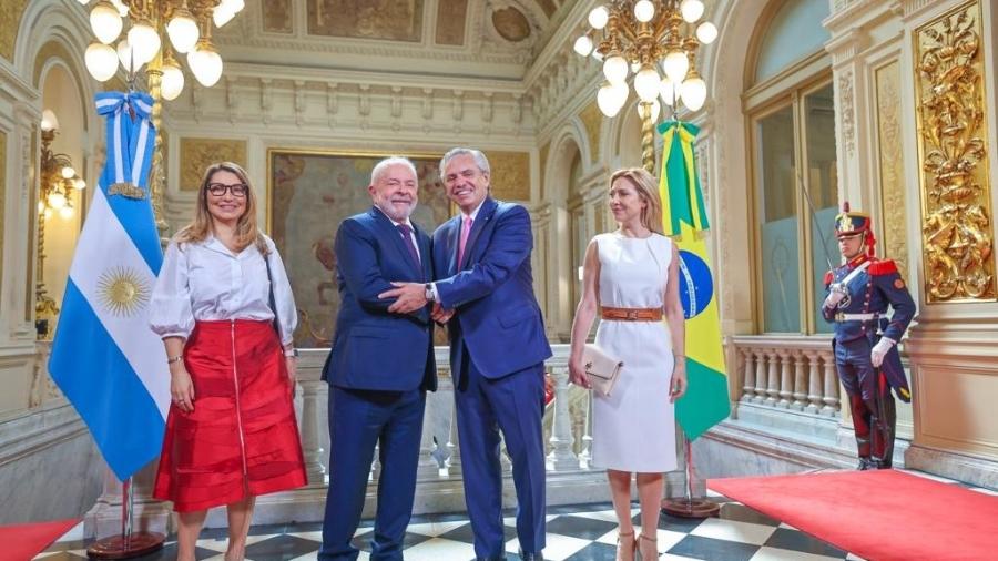 Lula, Alberto Fernández e as primeiras-damas na Casa Rosada, em Buenos Aires - 23.jan.2023 - Divulgação/Ricardo Stuckert