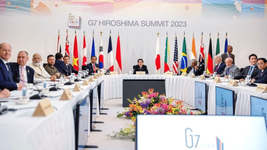 Lula e Zelensky participam da sessão de trabalho do G7 e países convidados